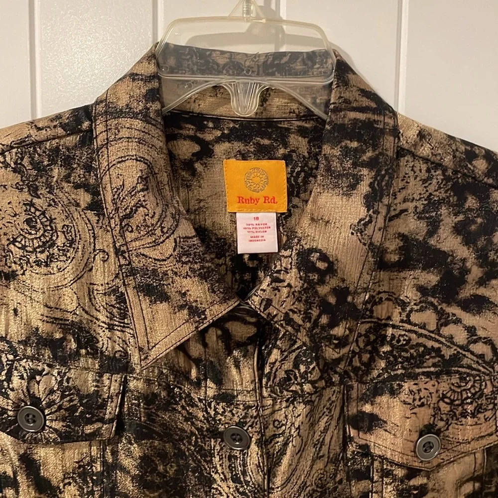 Ruby Rd. Jacket Button Gold Black 🖤 - Picture 2 of 6